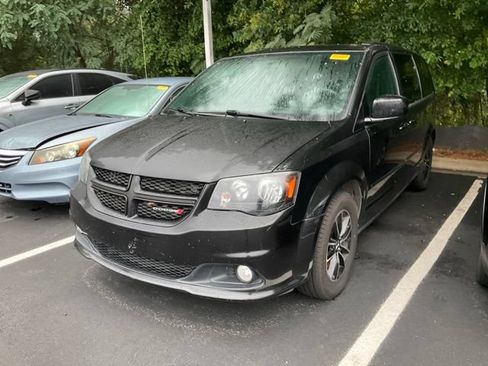 Used 2017 Dodge Grand Caravan GT FWD image 9