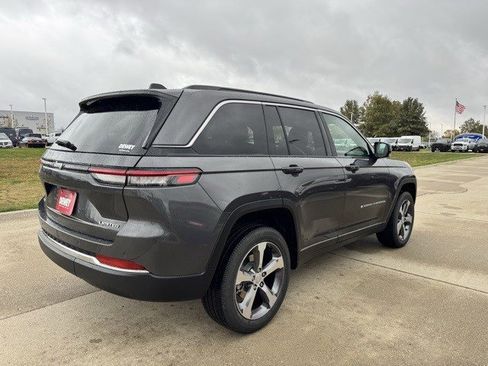 New 2025 Jeep Grand Cherokee Limited w/ Trailer Tow Package image 7