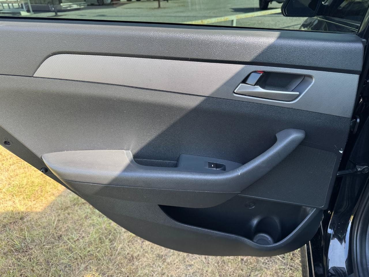 Used 2019 Hyundai Sonata SE FWD image 13