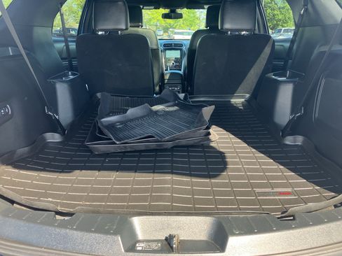 Used 2018 Ford Explorer Sport w/ Equipment Group 401A image 37