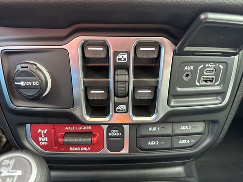New 2026 Jeep Wrangler Unlimited Sport AWD/4WD image 15