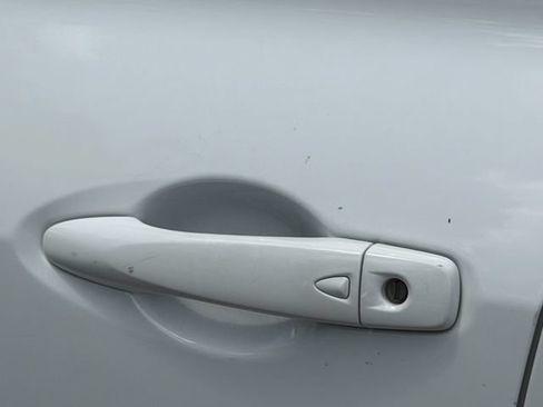 Certified 2022 Nissan Kicks SR FWD image 27