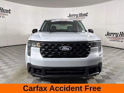 Used 2025 Ford Maverick XLT w/ XLT Luxury Package AWD/4WD image 3
