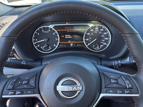 Certified 2024 Nissan Sentra SR w/ SR Premium Package image 9