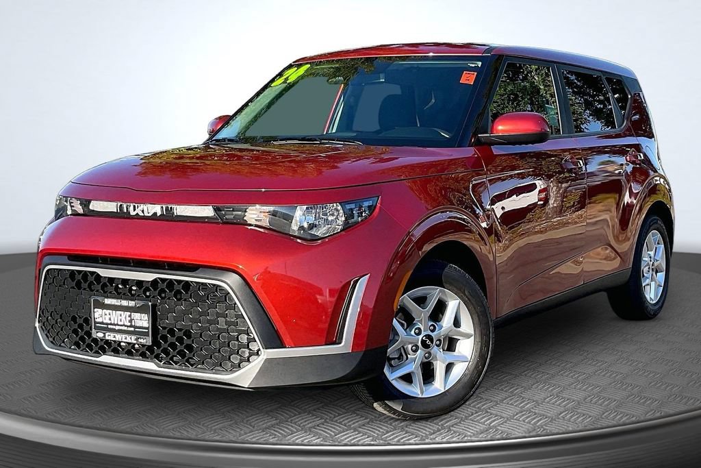 Certified 2024 Kia Soul LX w/ LX Technology Package FWD image 1