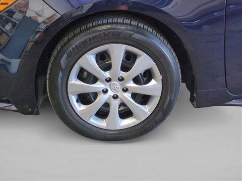 Used 2023 Toyota Corolla LE image 24