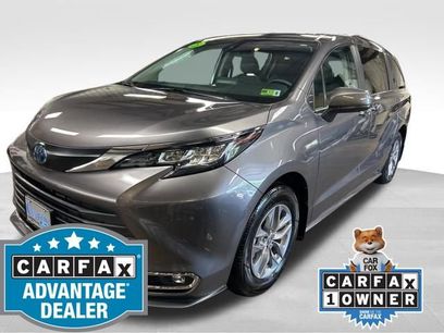 Used 2023 Toyota Sienna XLE