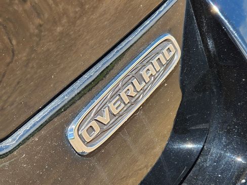 Used 2022 Jeep Grand Cherokee Overland image 19