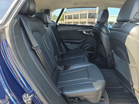 Used 2021 Audi Q8 Prestige w/ Prestige Package AWD/4WD image 15