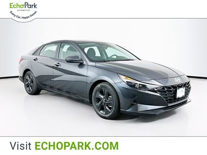 Used 2023 Hyundai Elantra SEL