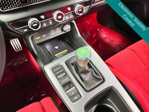 Used 2025 Honda Civic Type R image 8