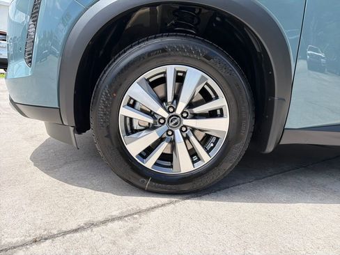New 2026 Nissan Pathfinder SL FWD image 11