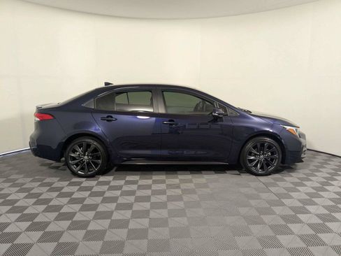 Used 2026 Toyota Corolla SE FWD image 5