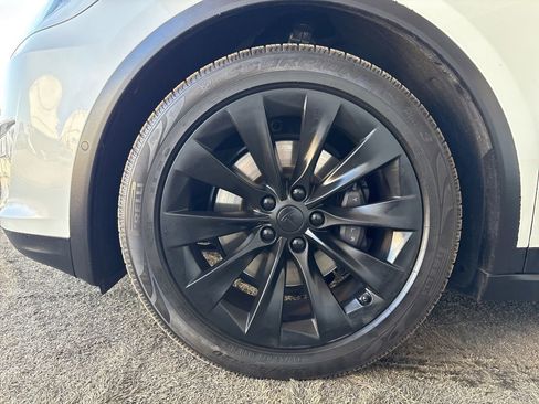 Used 2018 Tesla Model X 100D AWD/4WD image 22