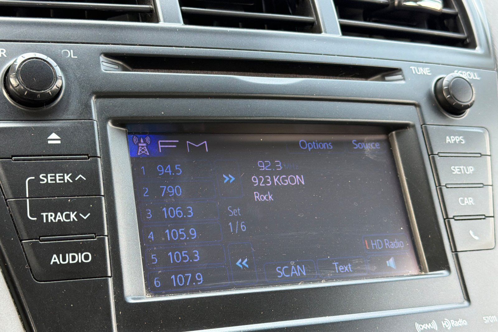 Used 2014 Toyota Prius V Three FWD image 15