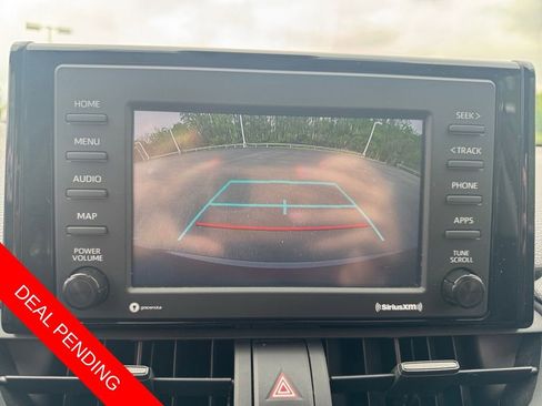 Used 2022 Toyota RAV4 LE AWD/4WD image 16