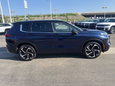 Used 2023 Mitsubishi Outlander SEL image 7