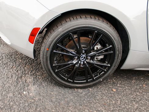 New 2026 MAZDA MX-5 Miata Club w/ Weather Package RWD image 9