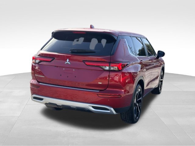 Used 2024 Mitsubishi Outlander SE FWD image 5