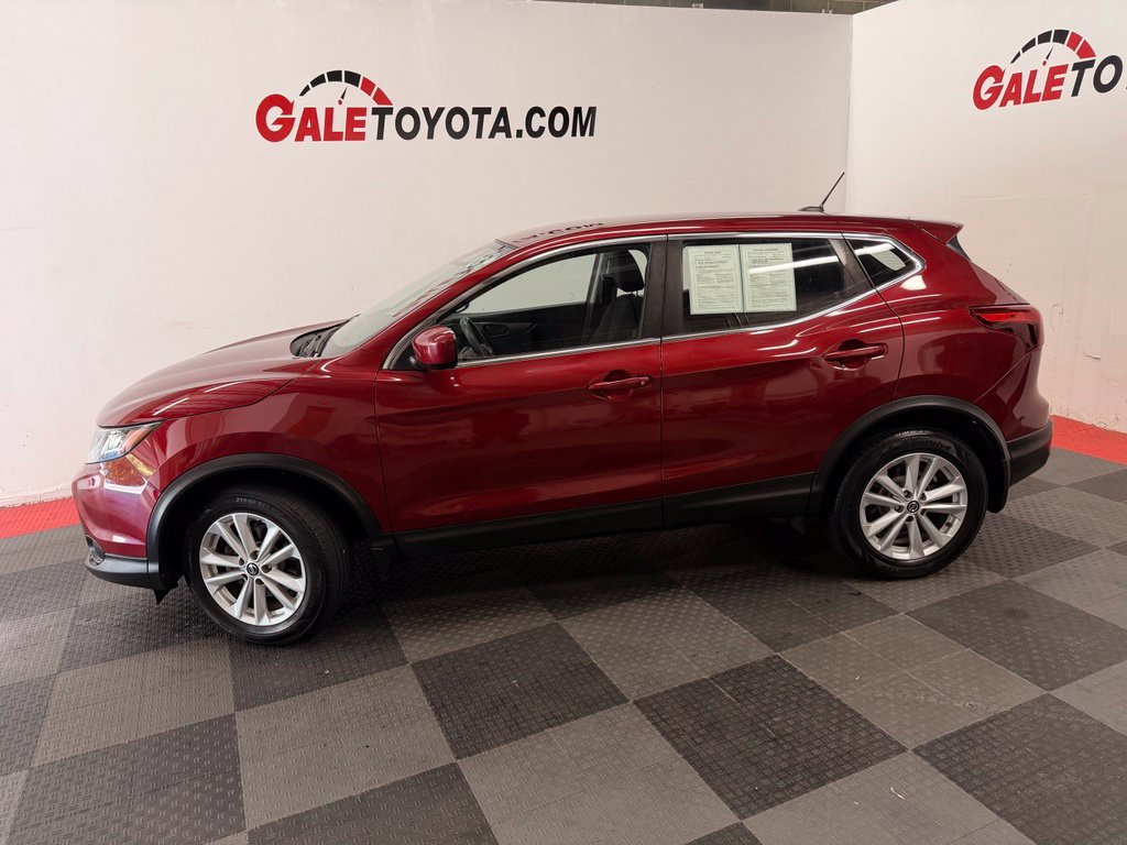 Used 2019 Nissan Rogue Sport S w/ Appearance Package AWD/4WD image 9
