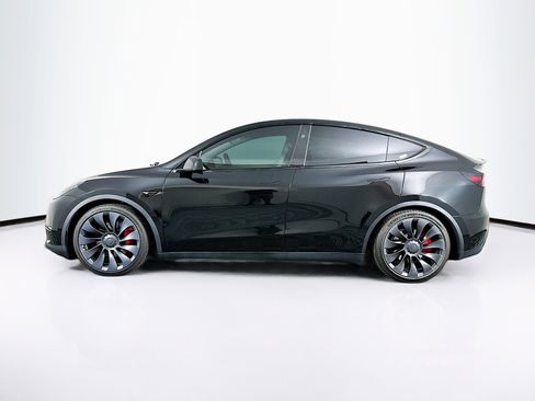 Used 2023 Tesla Model Y Performance image 4