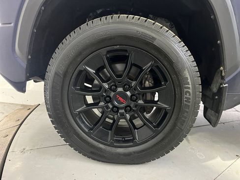 Used 2022 Toyota Tundra Limited w/ TRD Off-Road Package image 14