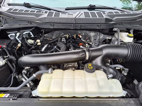 Used 2025 Ford F150 Lariat AWD/4WD image 24