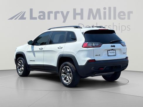 Used 2022 Jeep Cherokee Trailhawk w/ Comfort/Convenience Group AWD/4WD image 4