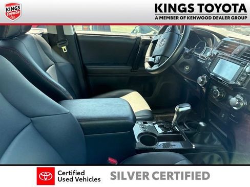 Used 2018 Toyota 4Runner TRD Off-Road Premium AWD/4WD image 8