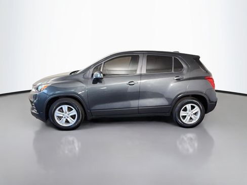 Used 2020 Chevrolet Trax LS FWD image 6