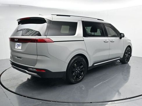 Used 2024 Kia Carnival SX Prestige FWD image 9