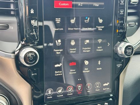 Used 2019 RAM 1500 Laramie AWD/4WD image 21