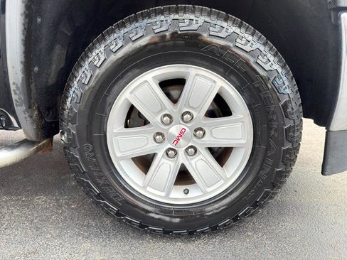 Used 2016 GMC Sierra 1500 SLE w/ SLE Value Package image 12