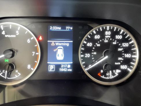 Used 2024 Nissan Sentra S image 6