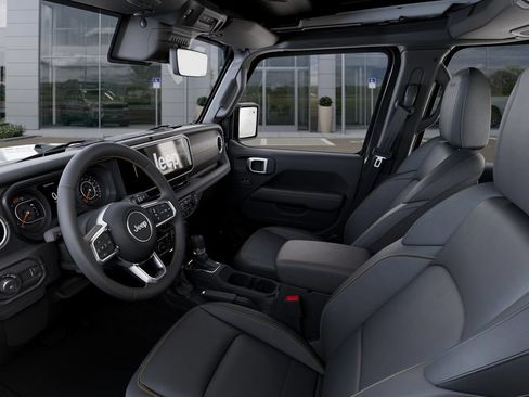 New 2025 Jeep Wrangler Unlimited Sahara w/ Safety Group AWD/4WD image 23