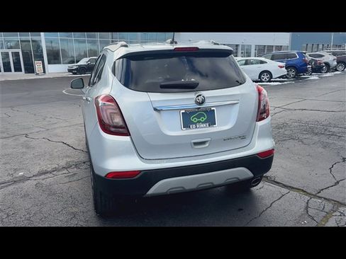 Used 2022 Buick Encore Preferred w/ Safety Package image 7