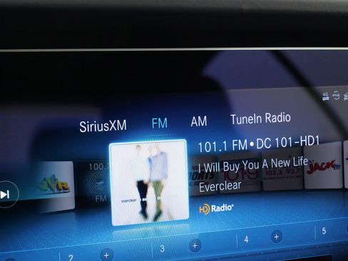 Used 2023 Mercedes-Benz E 450 4MATIC Coupe image 48