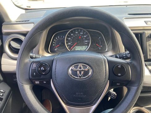 Used 2013 Toyota RAV4 XLE image 13