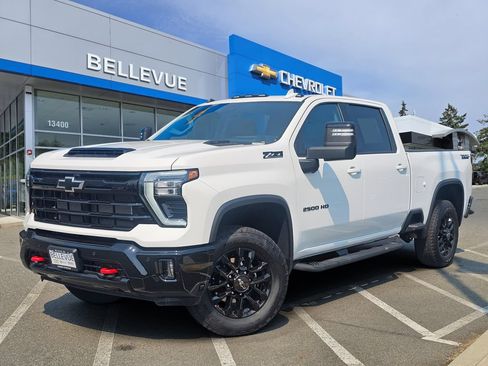 Used 2025 Chevrolet Silverado 2500 LTZ w/ LTZ Plus Package AWD/4WD image 1