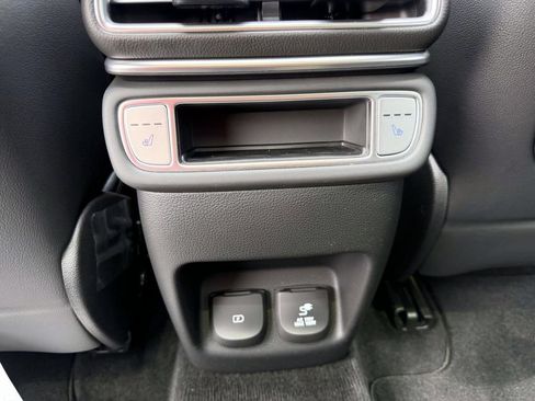 Certified 2025 Genesis GV80 3.5T Advanced AWD/4WD image 15
