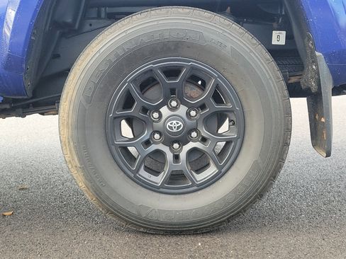 Used 2022 Toyota Tacoma SR5 image 5