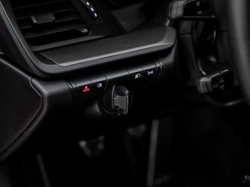 Used 2024 Porsche 911 Carrera GTS w/ Premium Package image 62