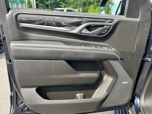 Used 2021 GMC Yukon XL Denali w/ Denali Premium Package AWD/4WD image 20