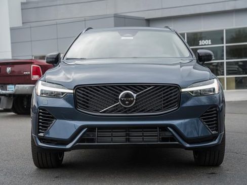 New 2026 Volvo XC60 T8 Ultra w/ Protection Package Premier image 2