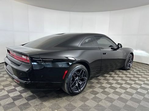 Used 2024 Dodge Charger Daytona R/T w/ Plus Group AWD/4WD image 3
