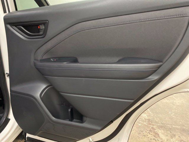 Used 2025 Subaru Forester Premium AWD/4WD image 76