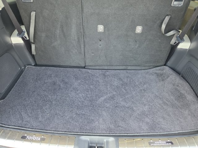 Certified 2025 Toyota Grand Highlander FWD image 28