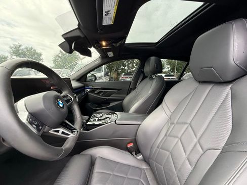 Used 2024 BMW 530i w/ M Sport Package image 18