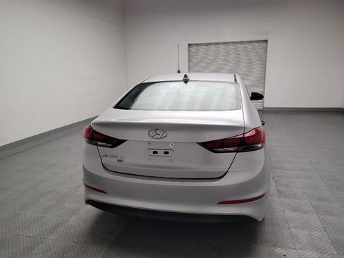 Used 2017 Hyundai Elantra SE FWD image 7