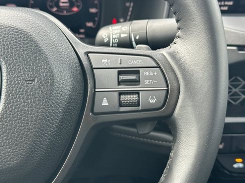 Used 2025 Honda Accord EX-L image 28